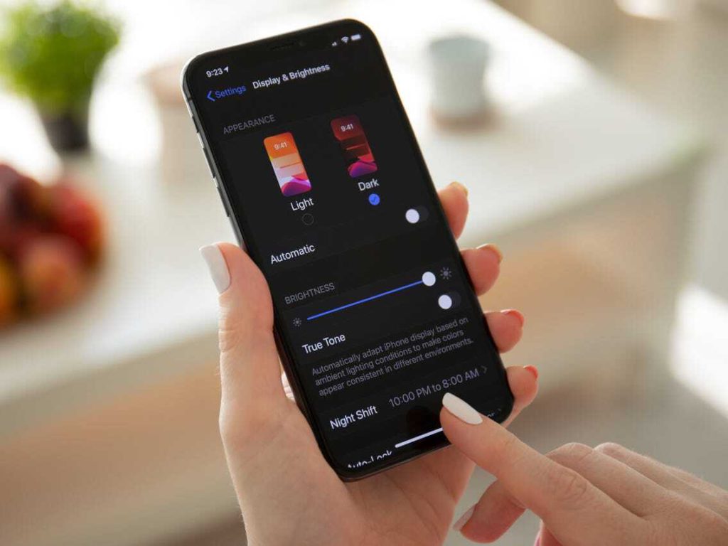 How to enable Dark mode