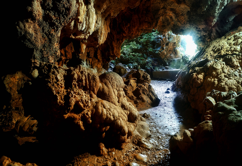 Mawsmai Cave
